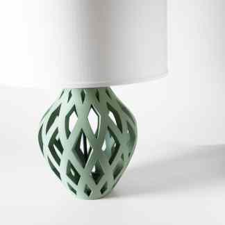 Stylish 3D printed vase lamp featuring intricate geometric patterns for contemporary interior design.