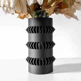 Stylish 3D printed black vase with geometric pattern, perfect for modern home decor.