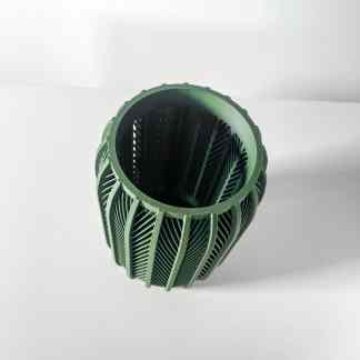 High-quality 3D printed lattice cylindrical object, ideal for innovative structural and artistic applications.