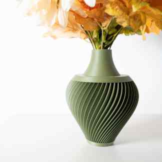 Green 3D-Printed Vase with Fluted Design, Decorative Floral Arrangement.