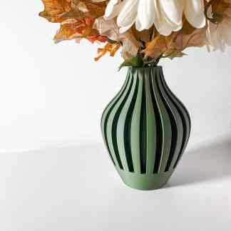 Vase with intricate 3D printed design, perfect for modern home decor and floral arrangements.