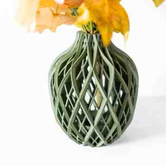 3D printed geometric vase with layered structure, perfect for contemporary home decor.