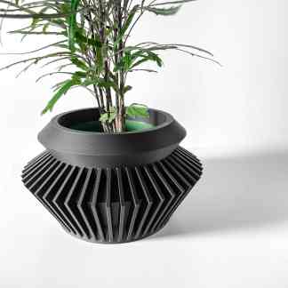 Elegant black 3D-printed QUANO planter with a textured, ribbed surface, ideal for contemporary decor and plant lovers.