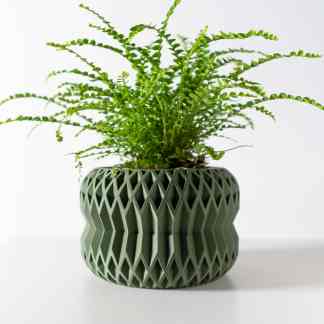 Vase with detailed geometric patterns, ideal for indoor plants, showcasing 3D printing craftsmanship.