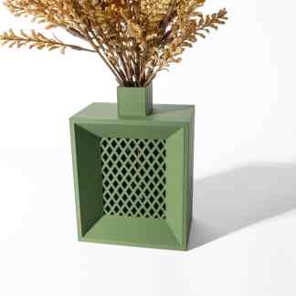 A stylish green wooden vase featuring a lattice front design, ideal for home decor and floral arrangements.