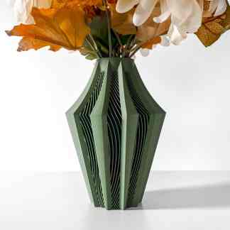Detailed 3D printed green vase with intricate geometric design, perfect for modern interior decorating.