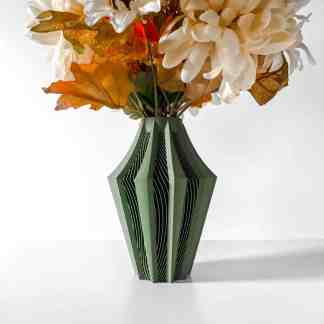 3D-printed geometric flower vase with intricate design, perfect for home decor.