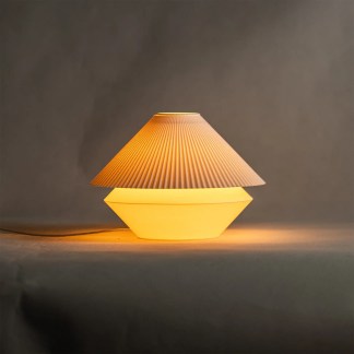 3D printed LED table lamp, perfect for cozy home decor and ambient lighting.
