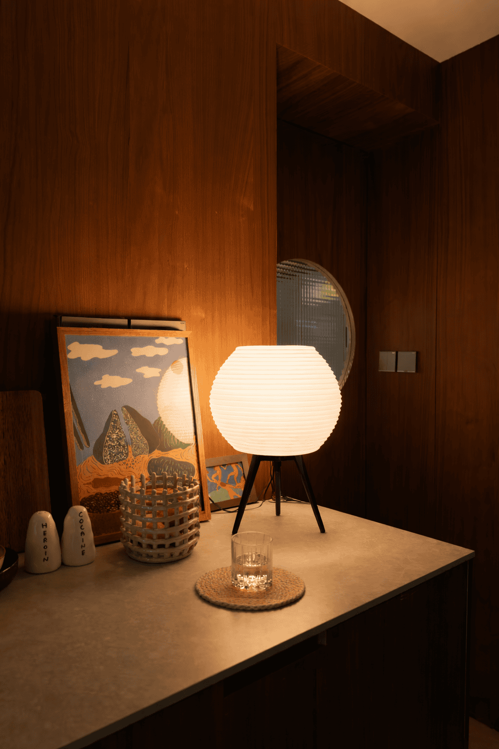 China Ball Table Lamp for Home Decor.